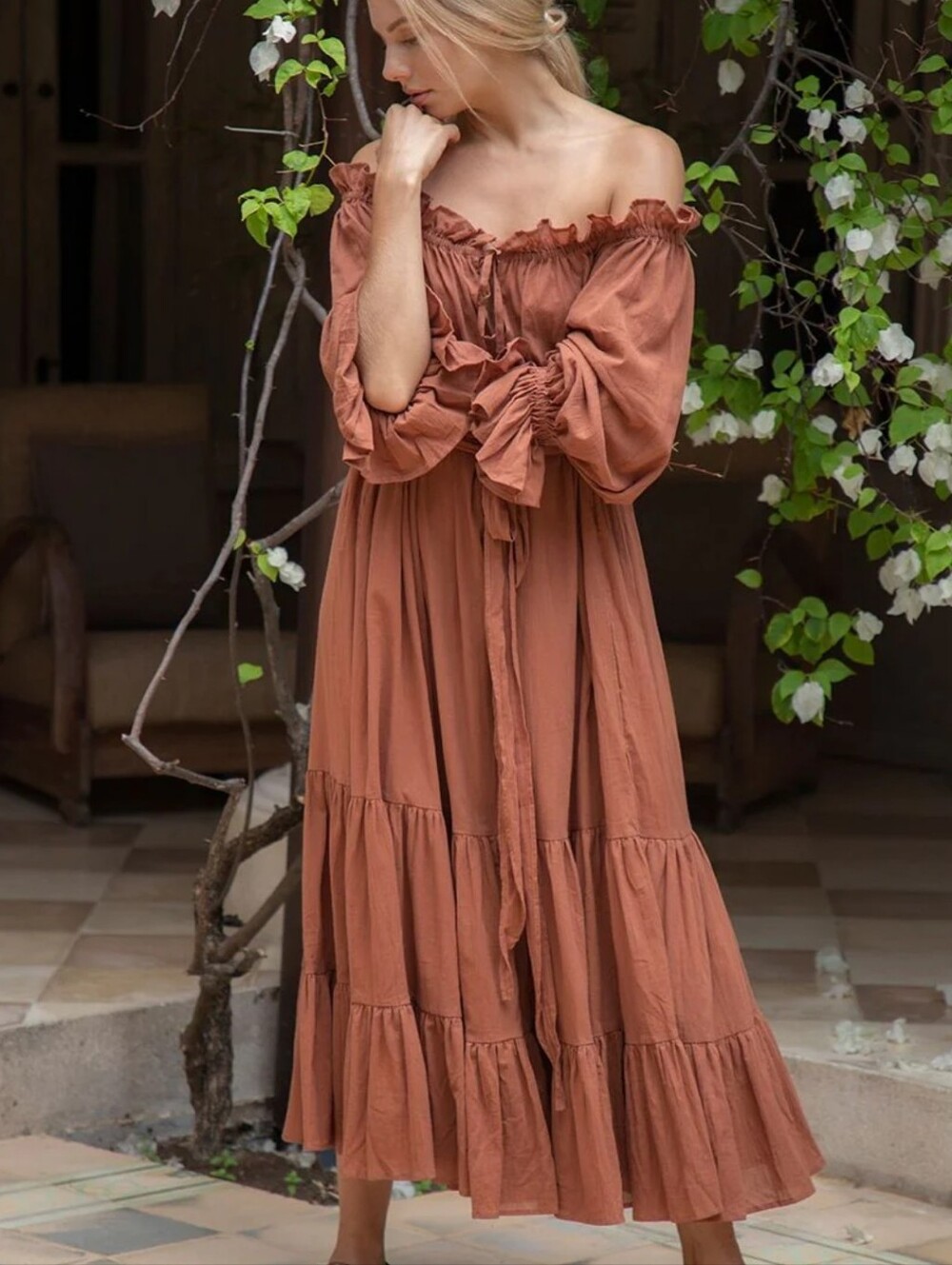 Women's Rust Off-Shoulder Tiered Maxi Dress - Picture 2 of 8